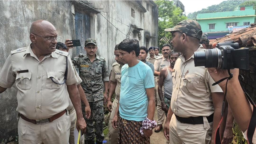 Debagada Youth Murdered at Girlfriend’s House: Police Recreate Crime Scene with Accused