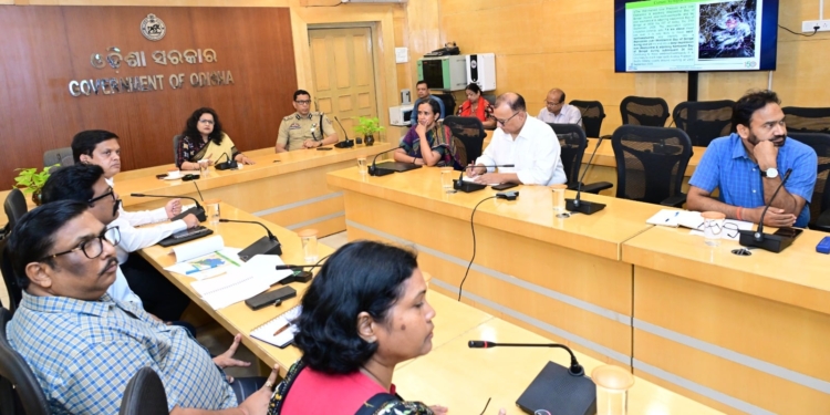 Odisha low pressure heavy rain alert
