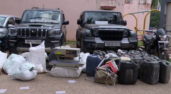 Bhubaneswar liquor smuggling raid