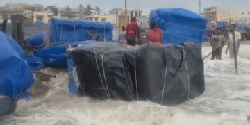 Rough sea Puri coast sandbank collapse