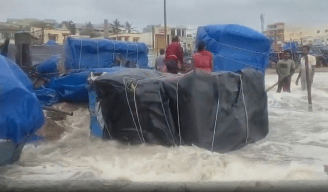 Rough sea Puri coast sandbank collapse