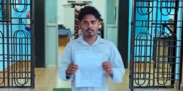 Finance Staffer Robbed