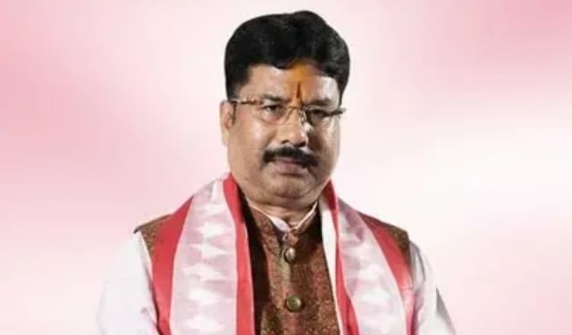 Odisha unsafe buildings demolition