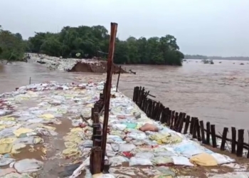 Kani River embankment breach