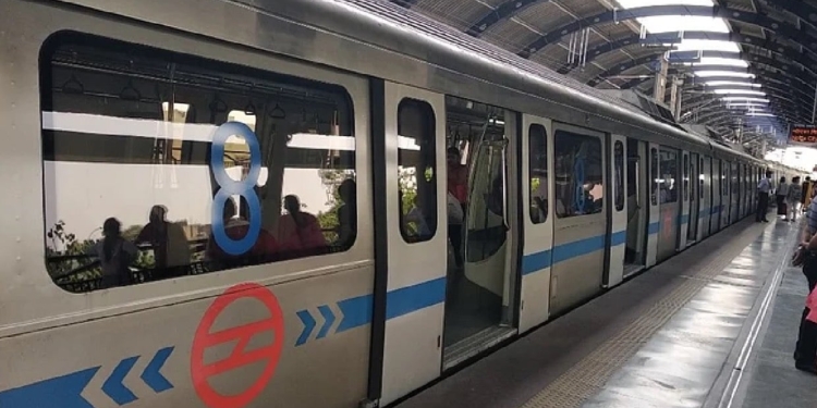 Delhi metro