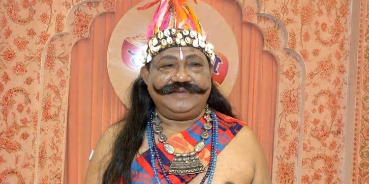 Union Minister Jual Oram Plays Tribal King Nishadraj Guha in Delhi's Iconic Ramlila