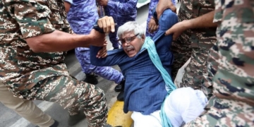 Odisha Farmer Leader Akshaya Kumar, NYCS Convenor MD Manwar Alli Detained at Jantar Mantar