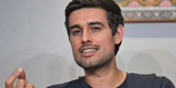 Delhi court warrants against Dhruv Rathee