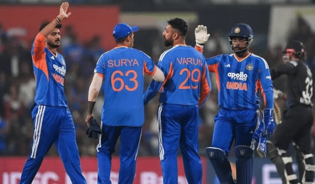 India restrict New Zealand 198/3 T20I