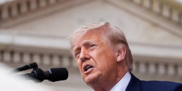 Donald Trump B-1 bombers Iran threat