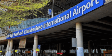 Kolkata airport bomb threat