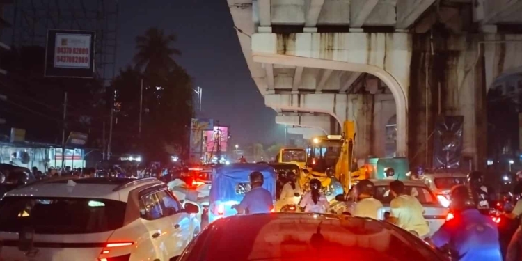 Bhubaneswar Durga Puja traffic