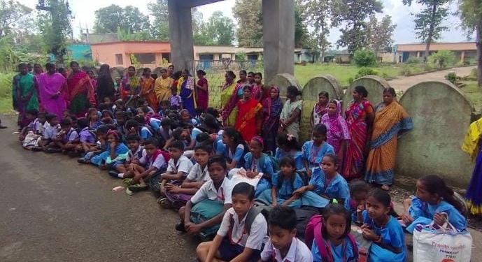 Debagada school locked