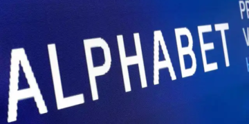 Alphabet Shares Plunge 13% as Q3 Profit Misses Expectations Amid Escalating AI Capital Expenditures