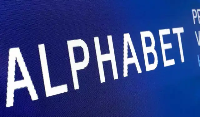 Alphabet Shares Plunge 13% as Q3 Profit Misses Expectations Amid Escalating AI Capital Expenditures