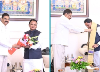 CM Majhi meets Governor Kambhampati