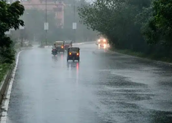Cyclone Arnab Impact: IMD Issues Red Warning for Six Odisha Districts as Heavy Rains and High Winds Lash the State