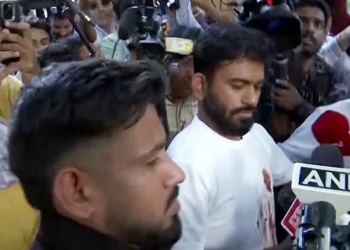 'I'm alone, how is this a violation': Abhijeet Dipke asks Delhi Police before detention