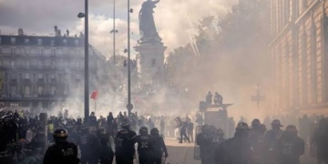 ​70,000 Security Personnel Deployed Across France as Student Unions Call for Nationwide Campus Blockades Amid Escalating Protests