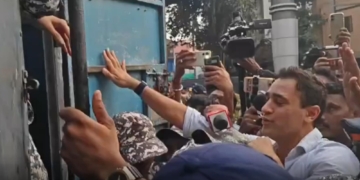 Imran Khan detained Mumbai protest