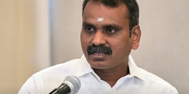 L Murugan resigns