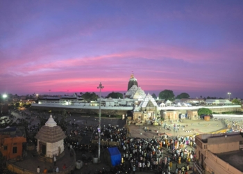 pink sky Jagannath Temple