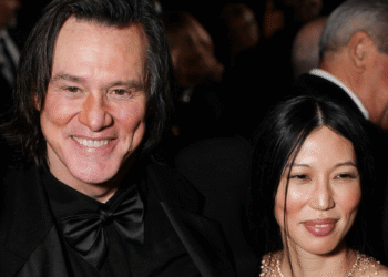Jim Carrey marries Min Ah