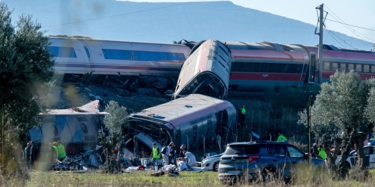 At Least 46 Dead After Two High-Speed Trains Collide in Spain's Toledo Province: Reports