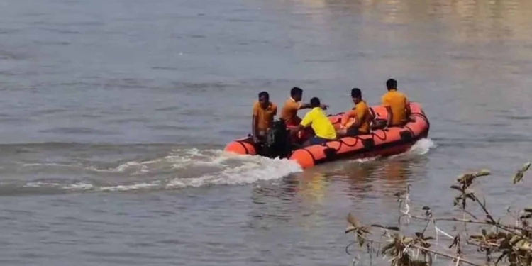 Two Minors Swept Away