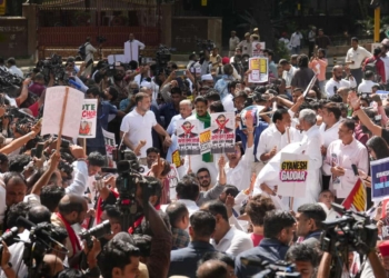 ​INDIA Bloc Intensifies Protests Against Gyanesh Kumar, Rallies in Delhi Over 'Vote Chori' and 2023 Immunity Law